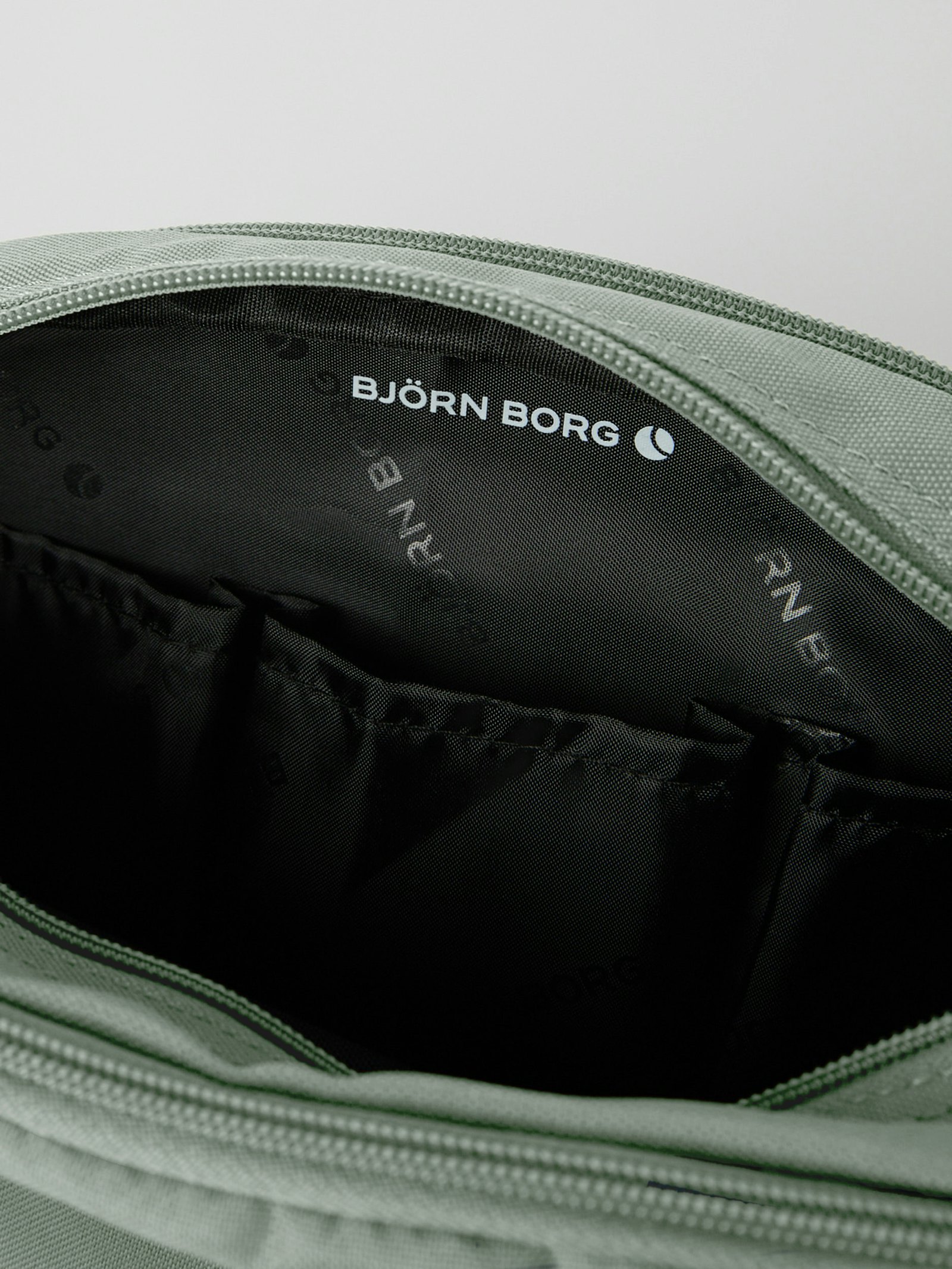 Core Wash Bag  Standing image 3